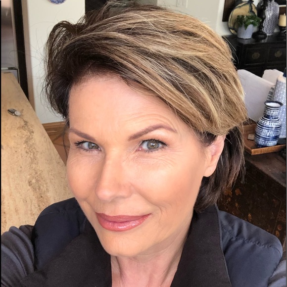 Meet your Posher, Tami - Picture 1 of 1